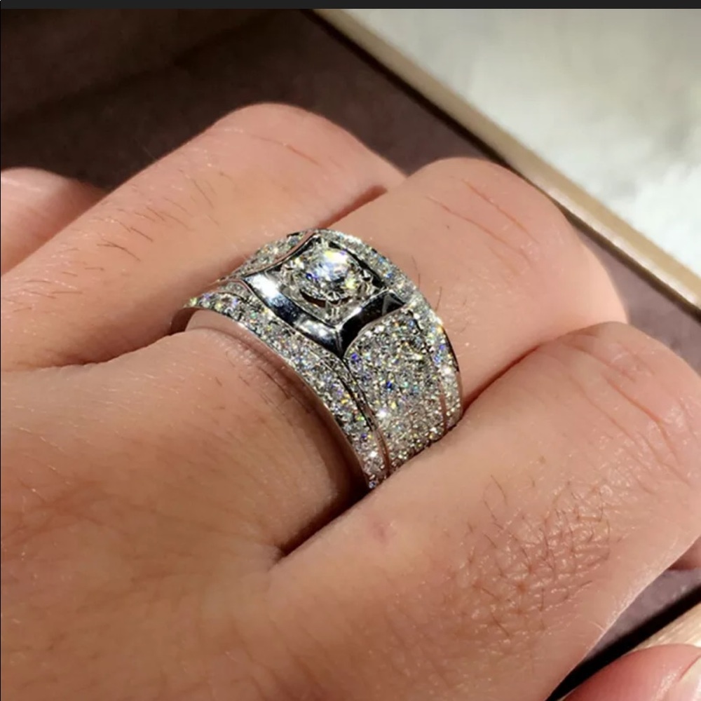 New Women’s 925 Silver Diamond Beautiful Ring - Picture 3 of 5